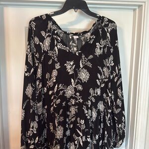 Old Navy Women’s XL black with floral pattern lightweight dress